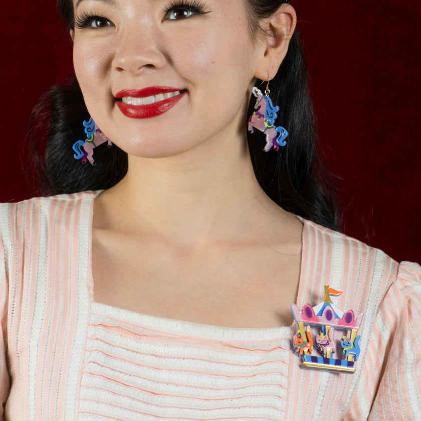 Meowy Go-Round Brooch