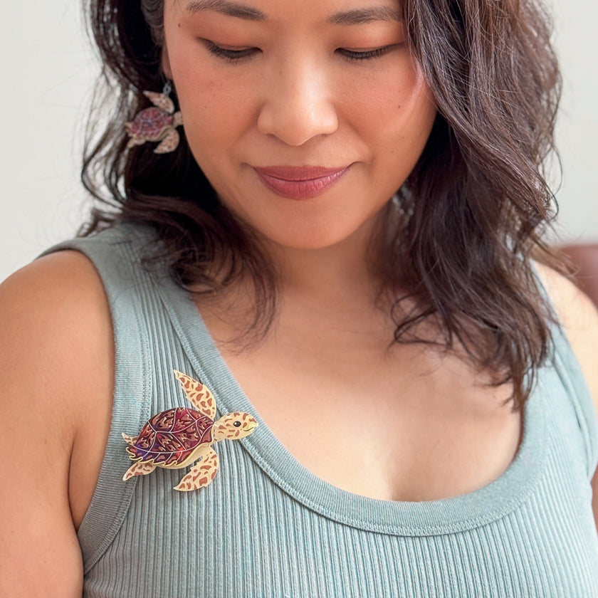 Hawksbill Turtle Brooch