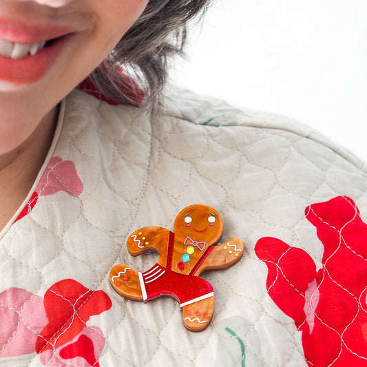 Catch Me If You Can Brooch