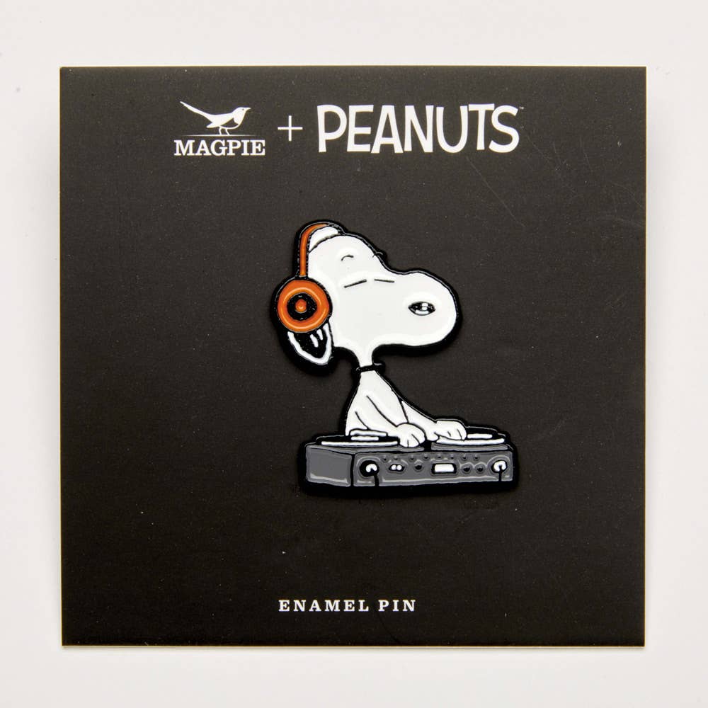 Peanuts Pin - Music is Life - DJ