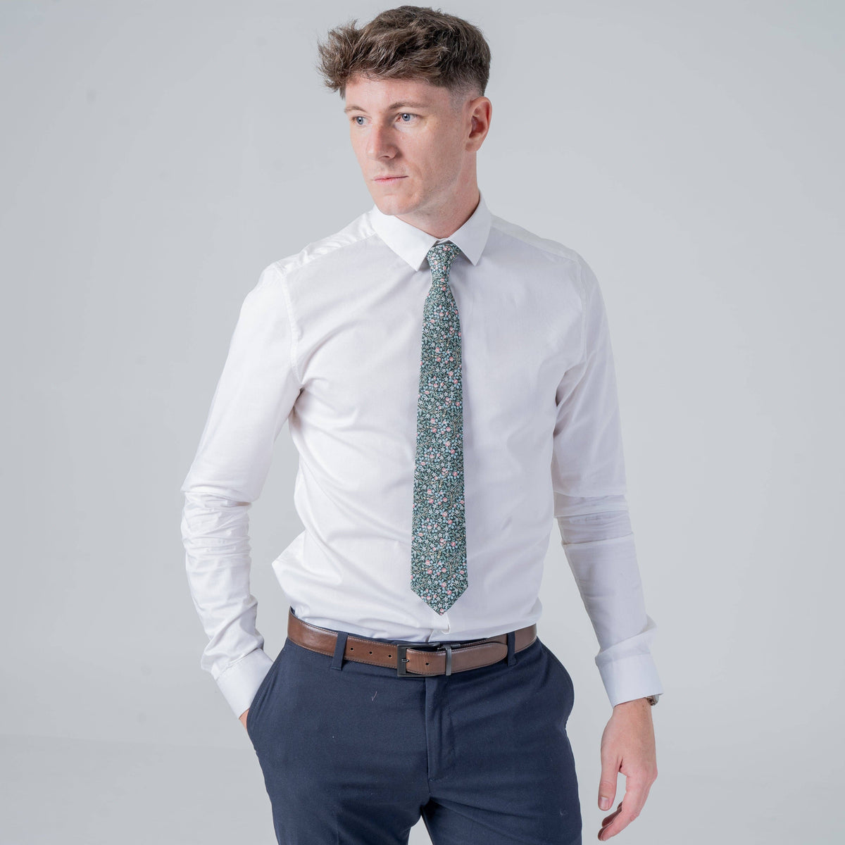 Clover Grove Cotton Tie