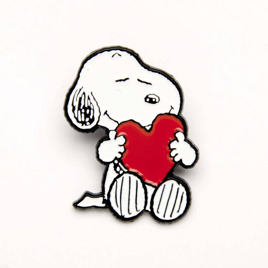 Peanuts Pin - Give Hugs - Heart
