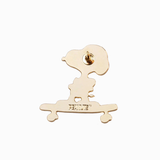 Peanuts Gold Plated Pin - Skateboard