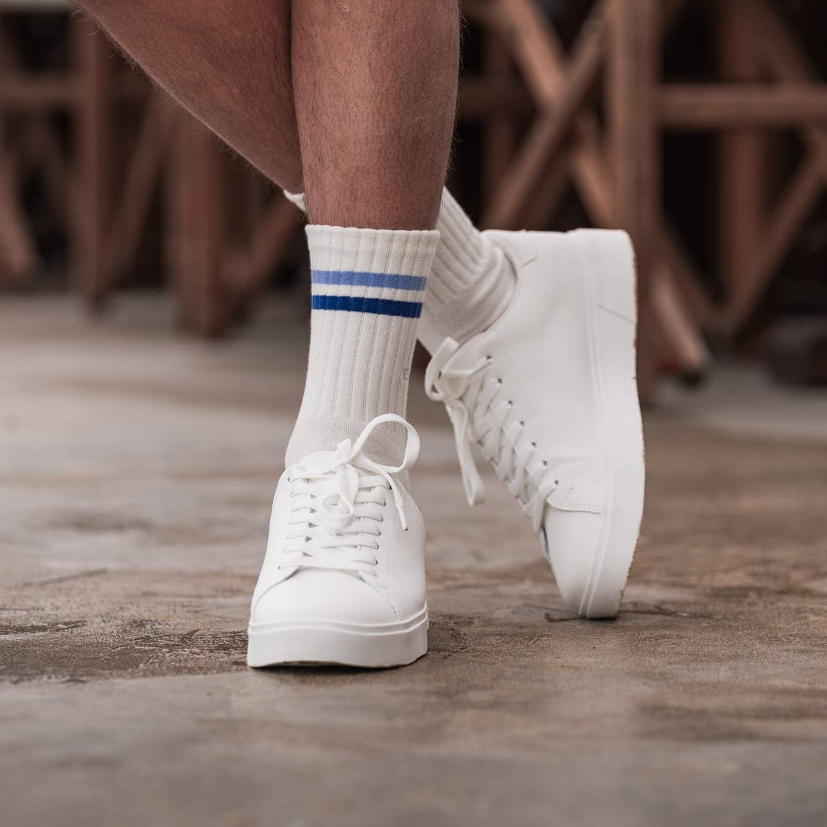 BILLYBELT Retro Socks - White with Blue Stripe