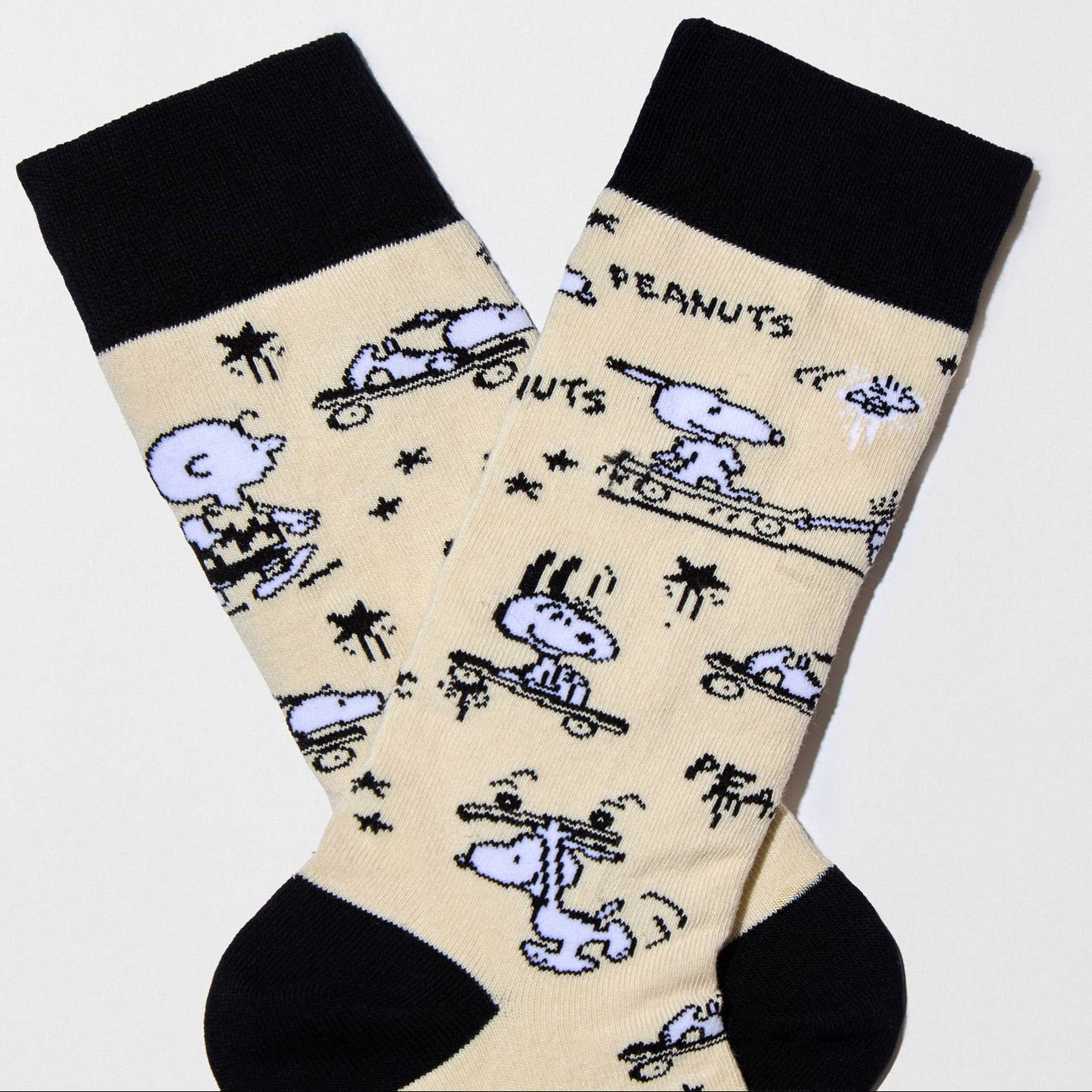 BeSnoopy Skate Socks