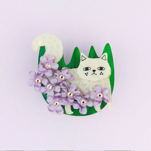 Cream Cat Brooch