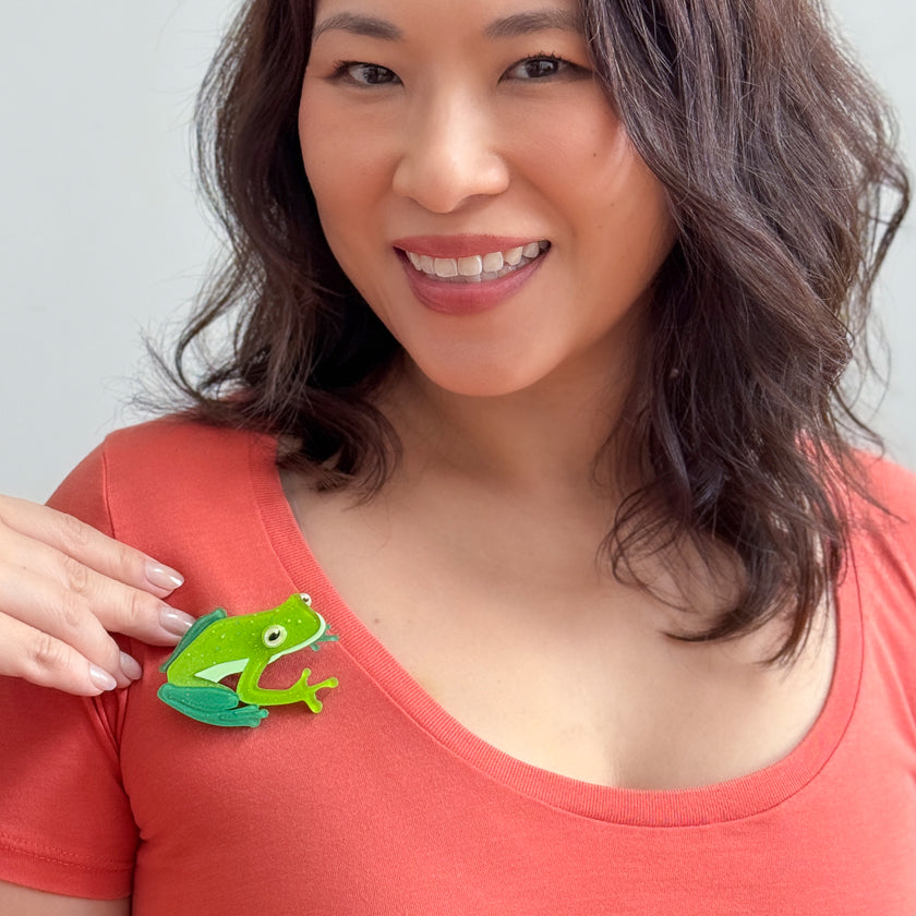 Buckley’s Giant Glass Frog Brooch