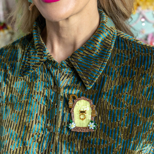 Silky’s Door Brooch