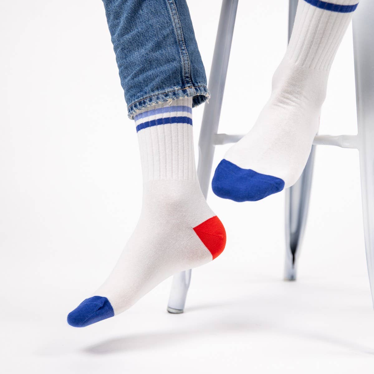 BILLYBELT Retro Socks - White with Blue Stripe