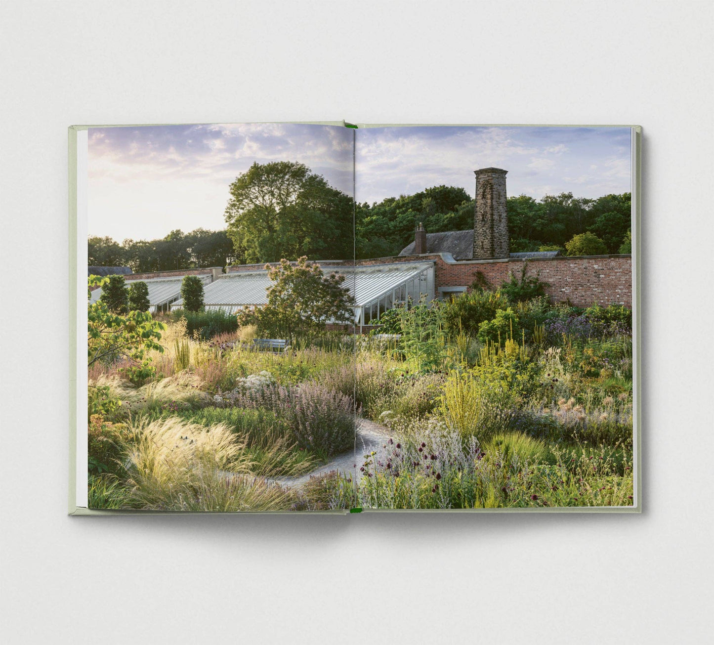 Britain's Best Gardens