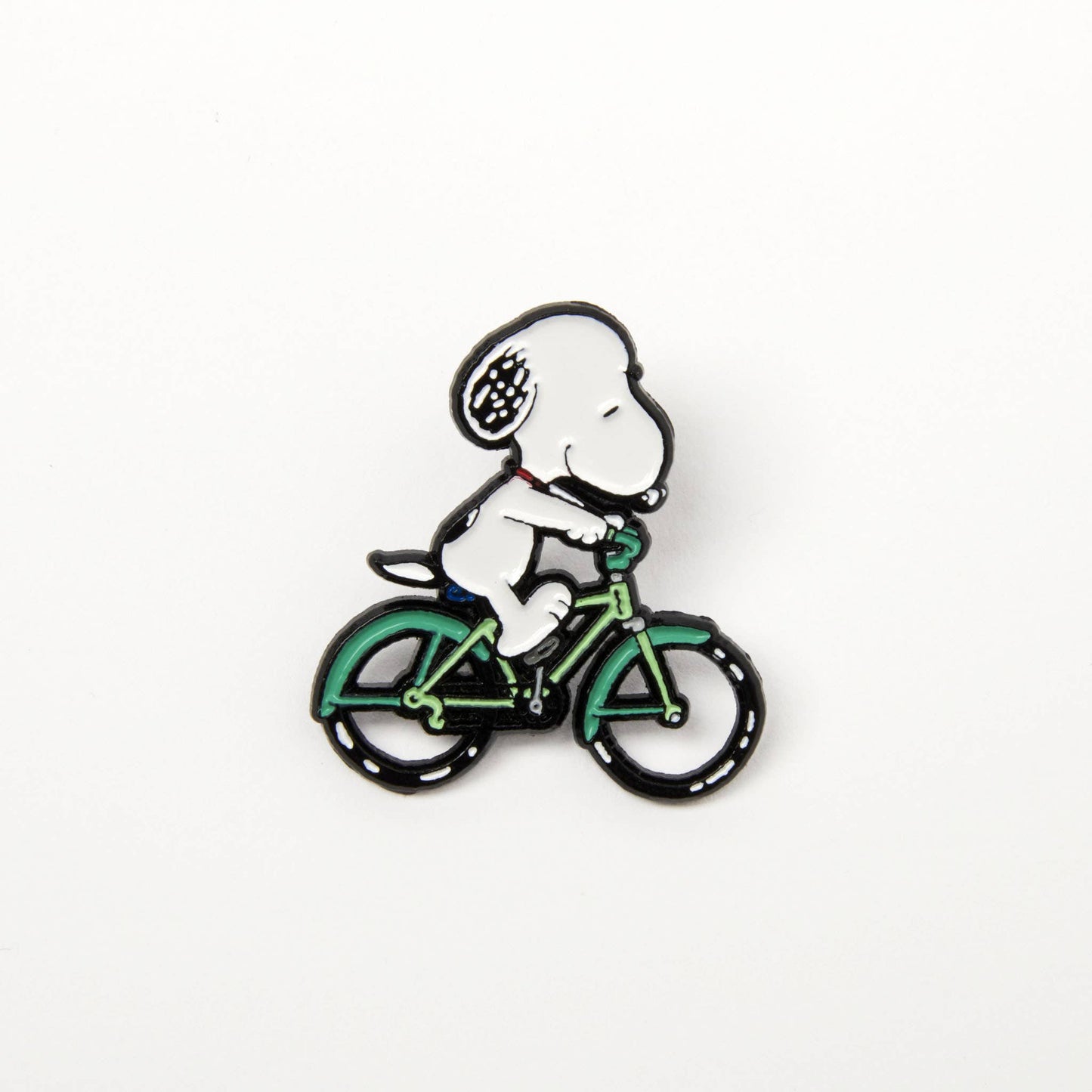 Peanuts Pin - Lifestyle - Cycle