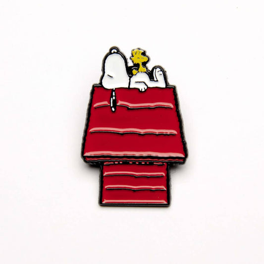 Peanuts Pin - Friends Forever - Doghouse